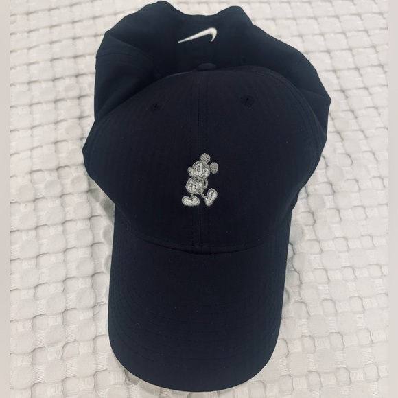 DISNEY PARKS Nike Dri-fit Hat with White Mickey Logo Embroidery - Picture 3 of 4